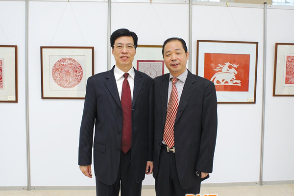 我们感谢而今太阳能